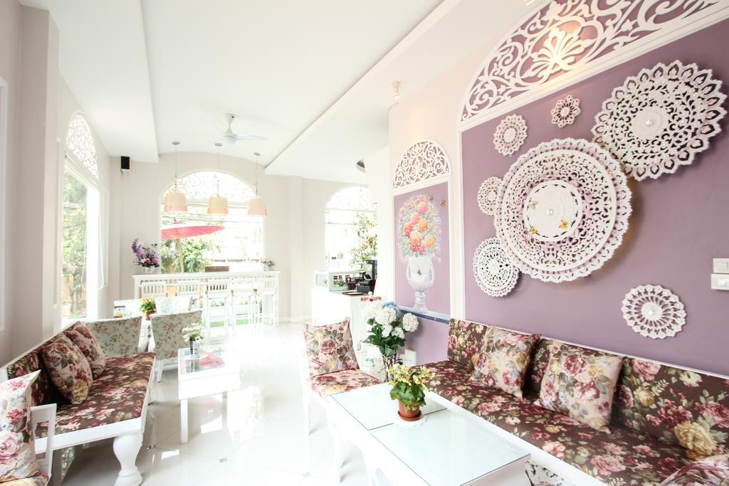 מלון צ'יאנג מאי Ratchiangsaen Flora House מראה חיצוני תמונה